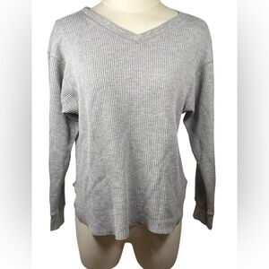 Uniqlo Waffle Knit Long Sleeve Top in Gray Size Small